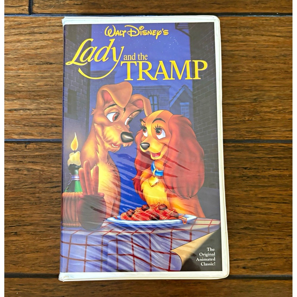 Walt Disney Home Video Lady and the Tramp VHS The Classics G Clamshell CC NTSC